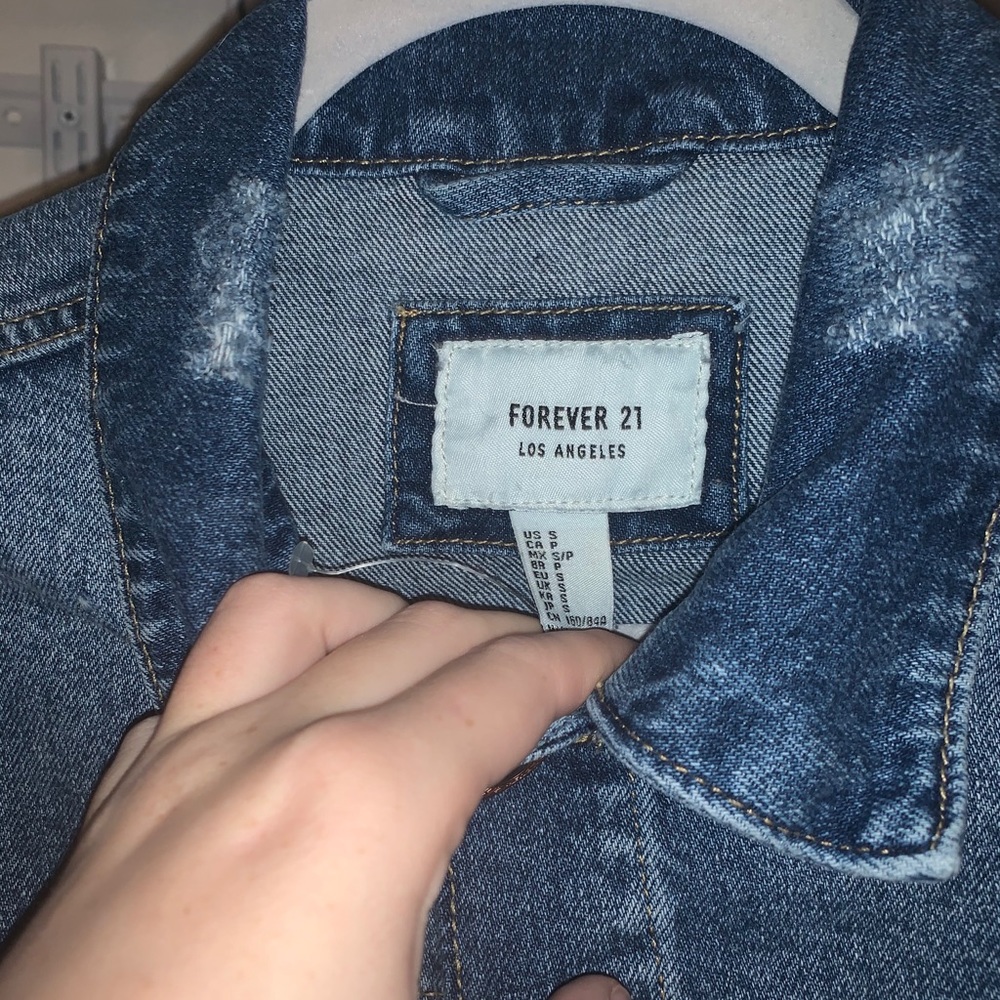 Jean jacket - Picture 2 of 3